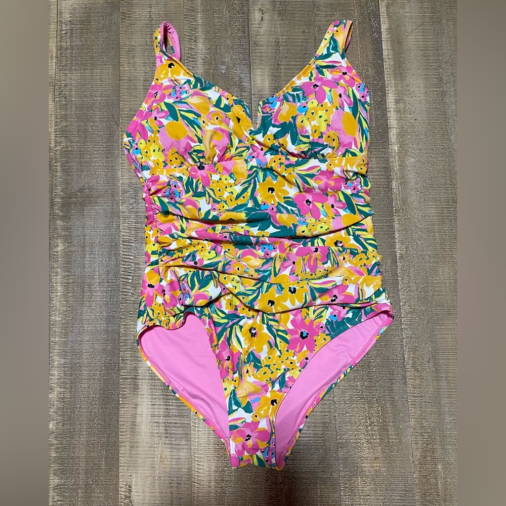 Anne Cole women’s one Piece in Pink and Yellow Floral